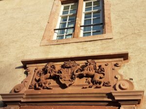Sculpture entrée Château de Kientzheim