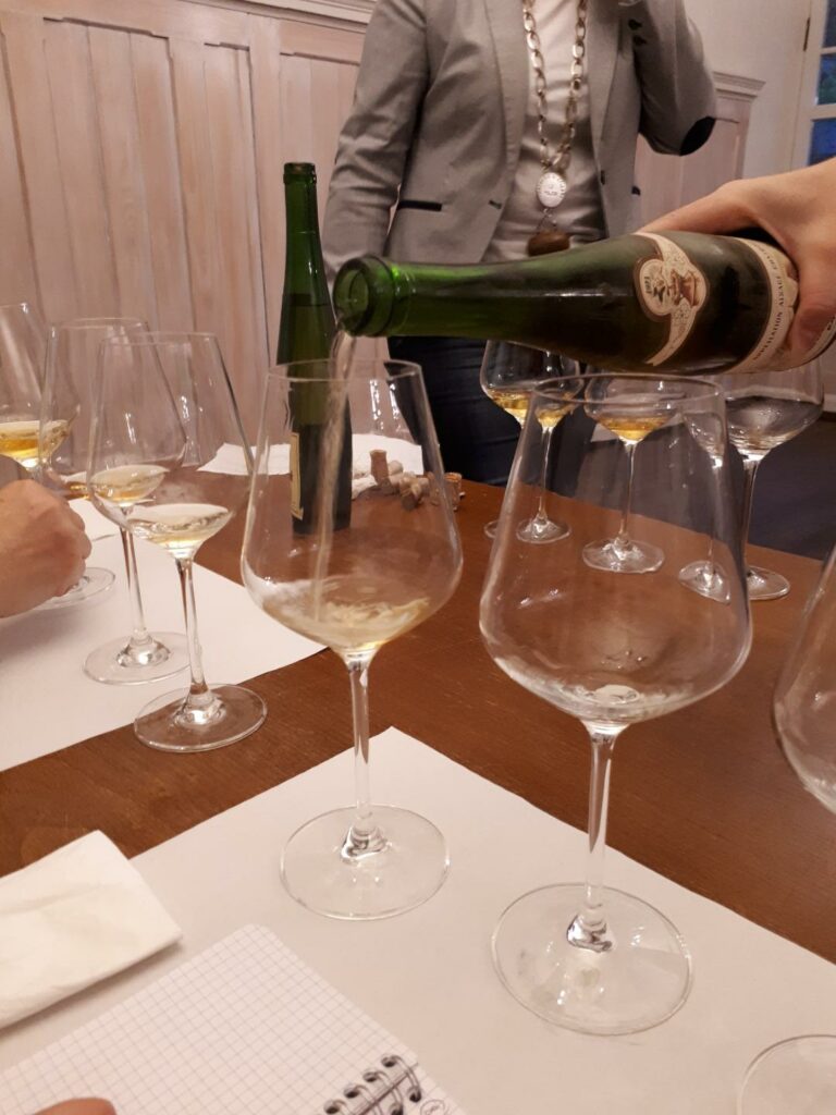 Dégustation de Vins d'Alsace Sigille Confrérie Saint-Étienne